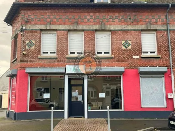 Local commercial 84 m²