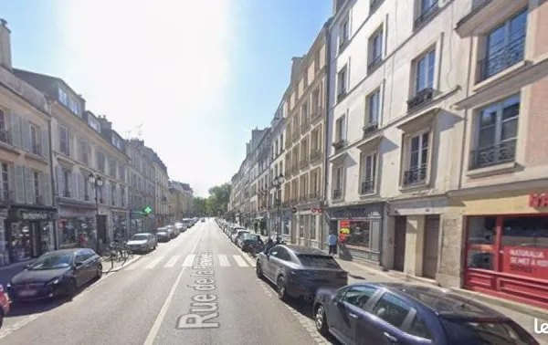 Local 133 m² Versailles