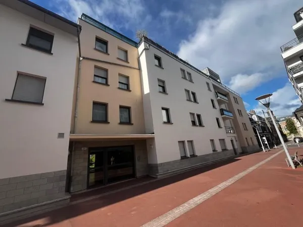 F3 refait à neuf avec parking - Rouen Gauche Clinique de l'europe