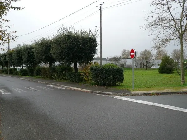 ⚜ CHATEAUBERNARD (16) Terrain à Vendre en Zone Urbaine à Vocation Economique ⚜