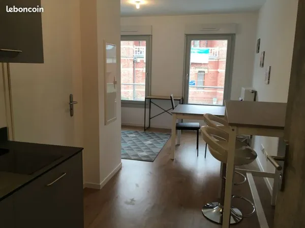 Studio meuble chauffage compris