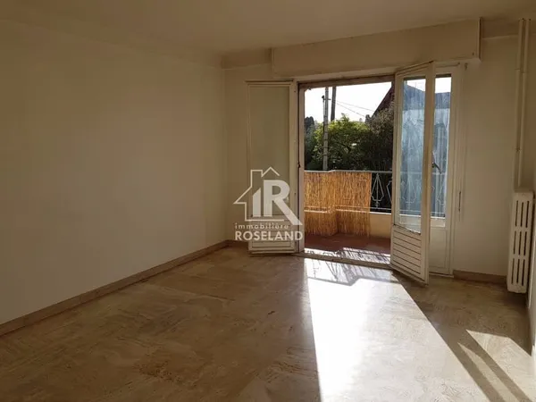 CANNES - RUE PICAUD - F2 - TERRASSE