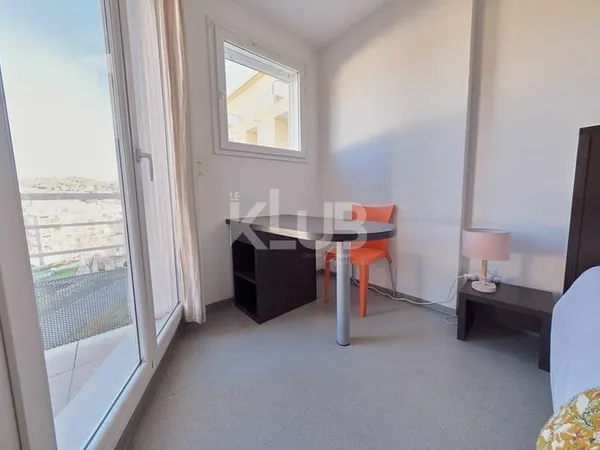 Studio meublé, investissement locatif sécurisé à Corte