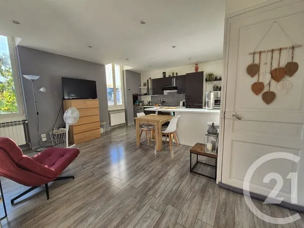 Maison 3 pièces 84 m²