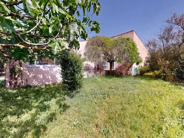 Maison 6 pièces 160 m²