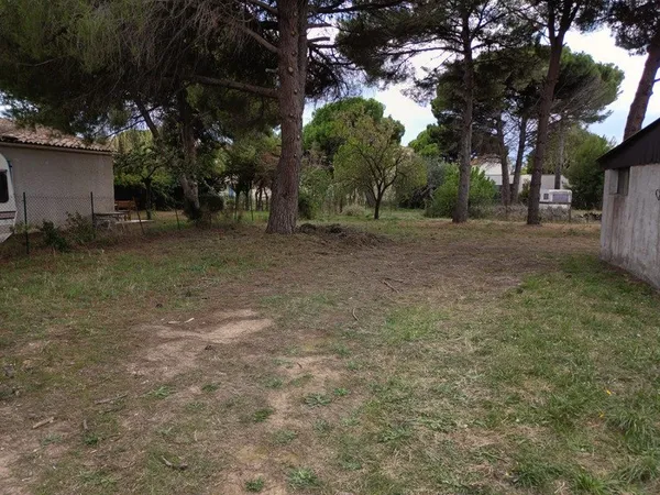 Grau d'Agde - Terrain rare de 400 à 700 m², viabilisé, proche plages et commerces. Emprise 75 m² + m