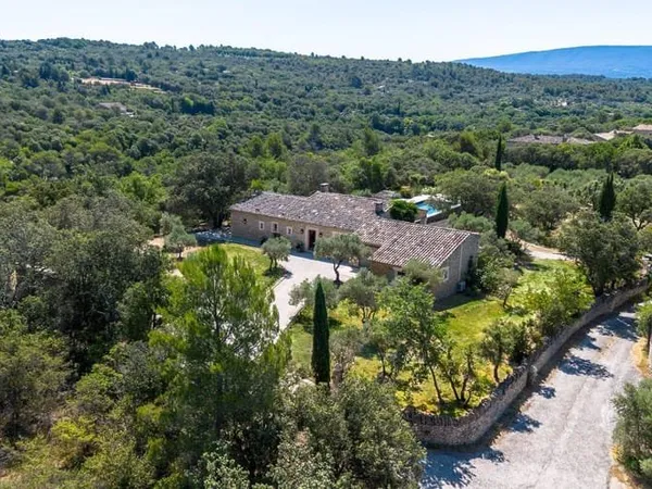Maison 7 pièces 206 m²