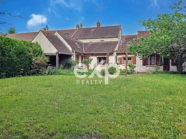 Maison plain-pied en pierre - Jardin - Proche centre & gares