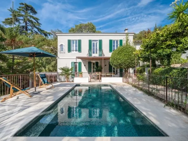 Cannes Proche centre