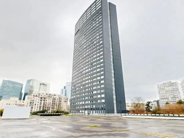Bureaux 11 pièces 1150 m²