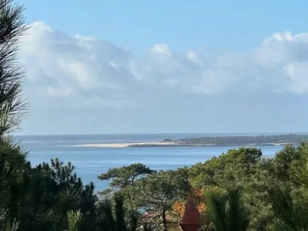 Contemporaine proche plage au Pyla