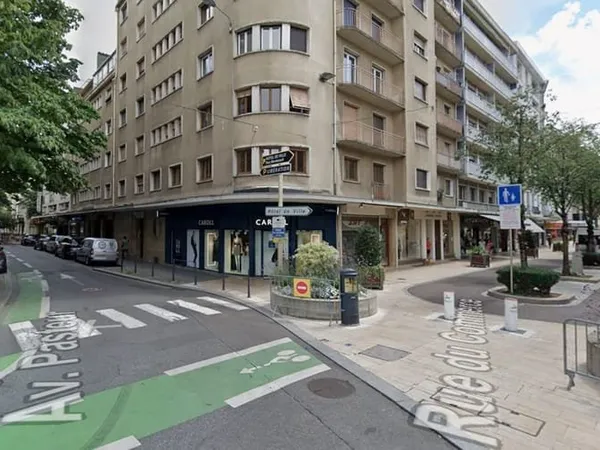 Local commercial 60 m²