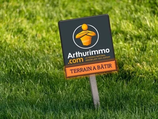 Terrain 582 m²