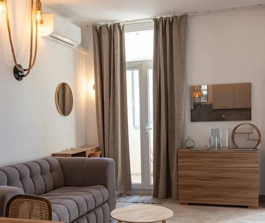 🌊 T2 meublé rénové avec VUE MER - 37 m² - Marseille 13002