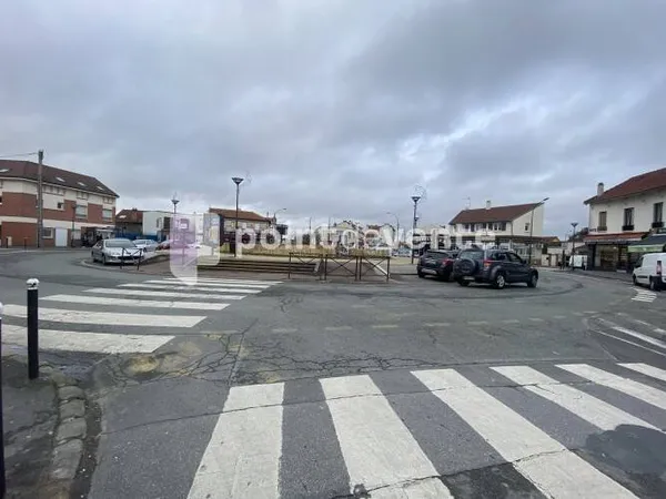 Local commercial 120 m²
