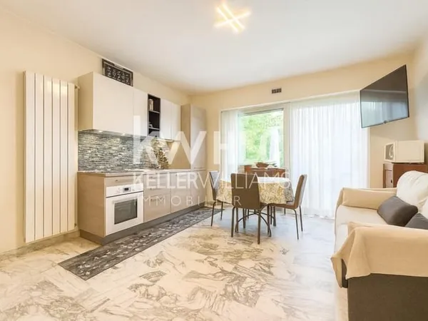À vendre - Studio avec terrasse, cave et parking, proche mer et commodités