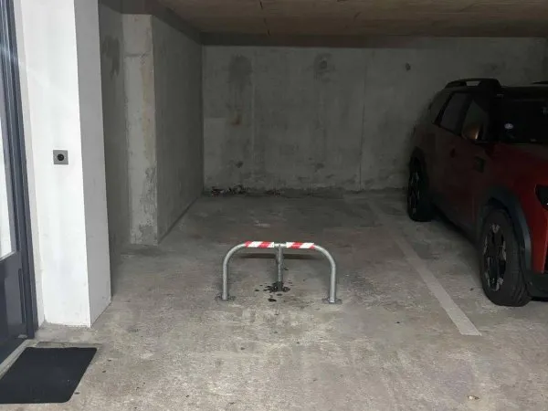 Parking 12 m²