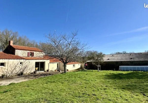 Propriété 5 pièces 141 m²