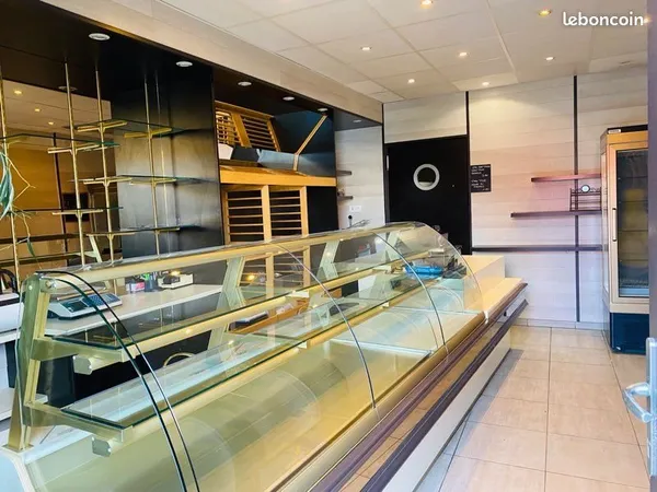 A Louer local commercial & habitation