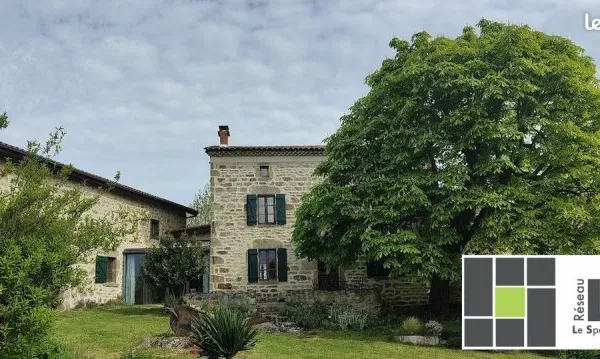 Propriété 8 pièces 260 m²
