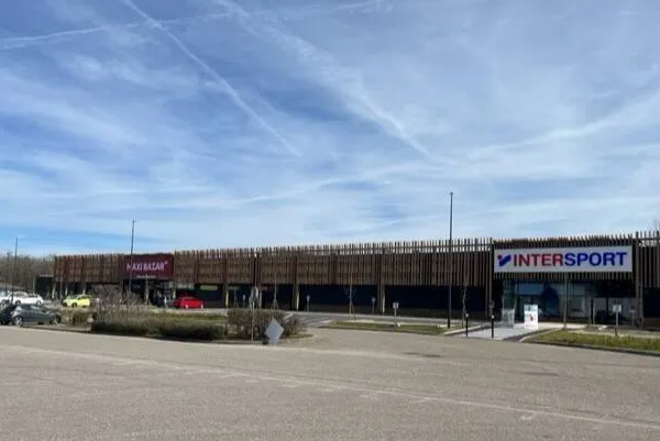 Local d'activité 500 m²