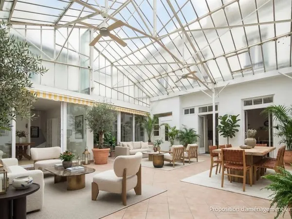 Maison 6 pièces 245 m²