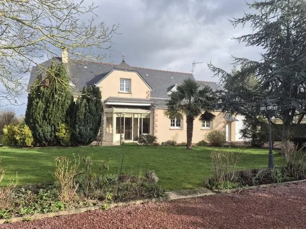 Maison 5 pièces 165 m²