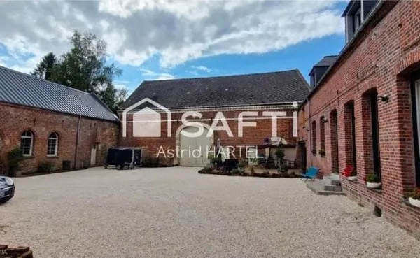 Maison 220 m² avec dépendances