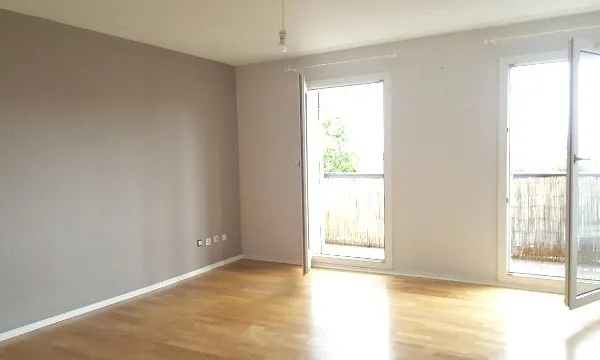 Appartement T2 lumineux de 52.71 m2 hab. avec balcon à Sainte Consorce
