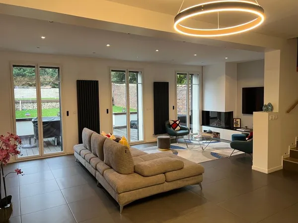 Vends maison - 220m²