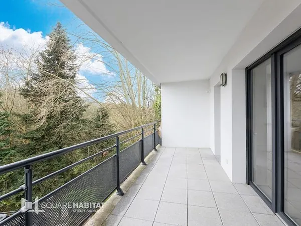Appartement T3 BAYONNE DERNIER ETAGE avec terrasse et parkings