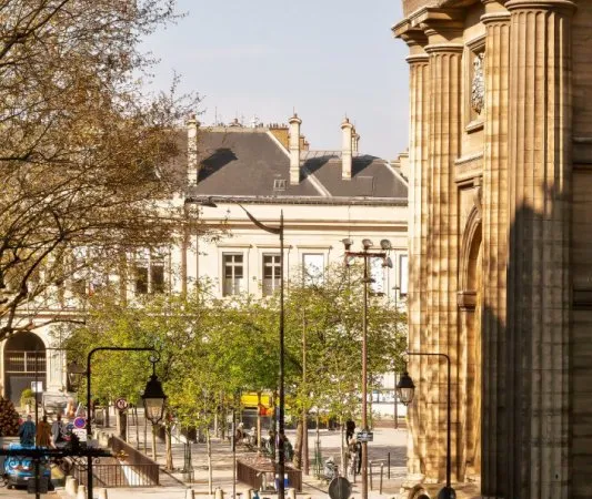 Place Saint-Sulpice - Exceptionnel appartement d'angle rénové av