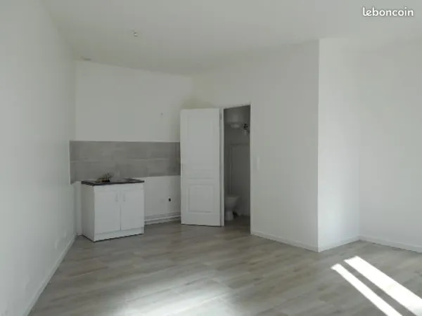 Studio à louer sur Lorcy village