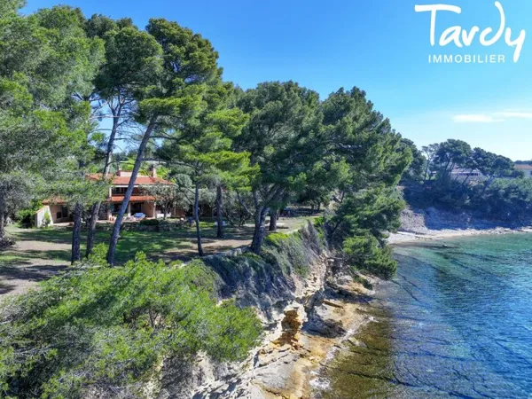 Les Pieds dans l'eau - LA CIOTAT
