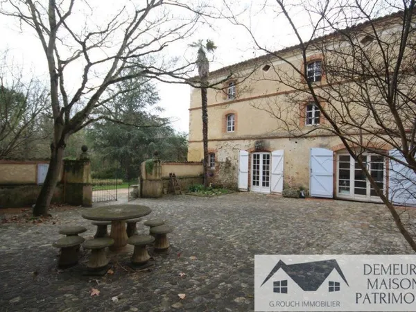 Bien d’exception Vente Pamiers 19p 600m² 1250000€