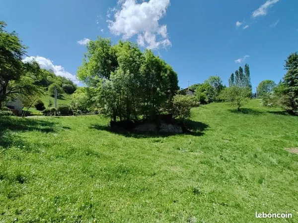 Terrain avec CU - 815 m2 - Montgauch