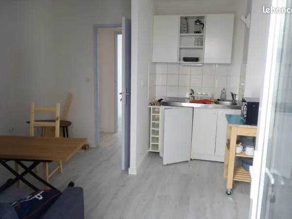 T2 meublé 31 m² avec terrasse - Quartier Dervallières-Zola