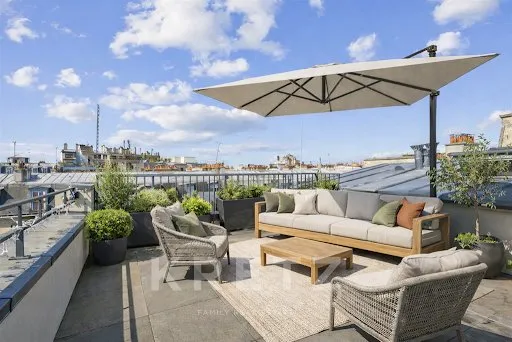 Appartement 7 pièces 155 m²
