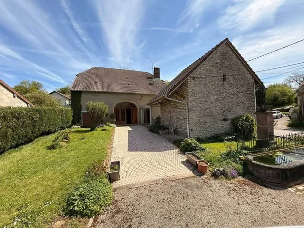 Maison 7 pièces 182 m²