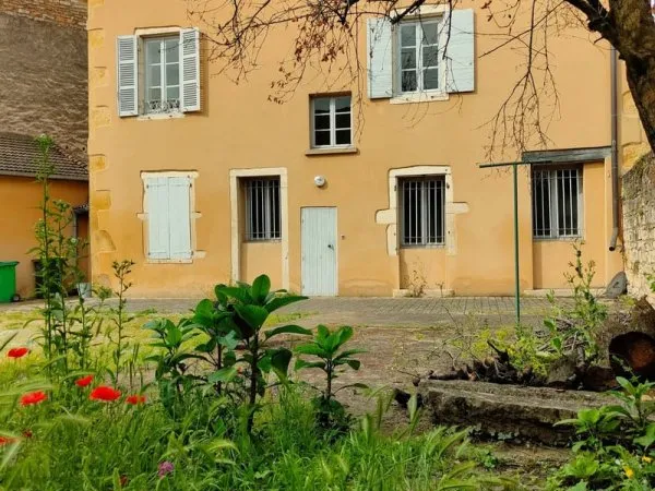 Maison de caractère de 327 m² à rénover avec grand potentiel
