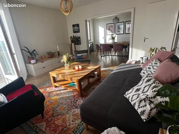 Appartement T3 avec balcon très lumineux
