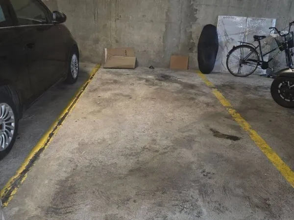 Parking 15 m²