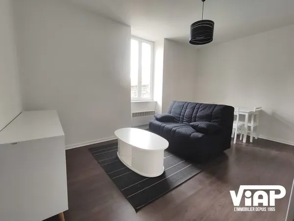 STUDIO MEUBLÉ - QUARTIER CALME À LIMOGES
