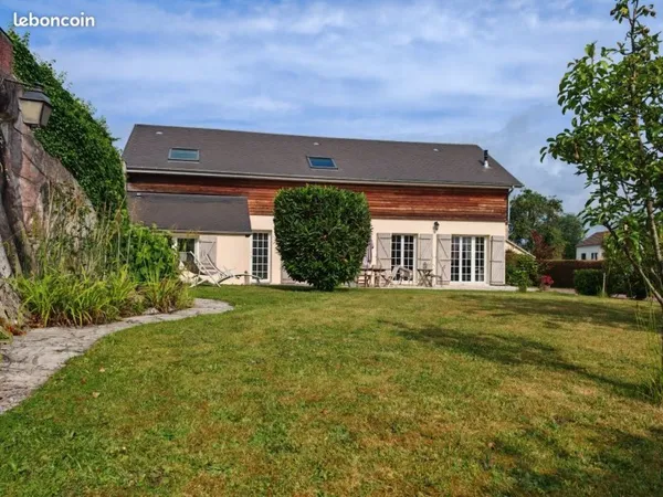 Maison 8 pièces 177 m²