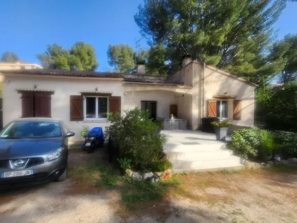 Maison quartier st-jean De 200m² avec une dépendance (