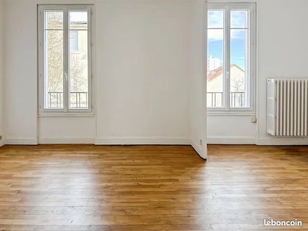 F2 de 55m² traversant, lumineux et fraichement rénové