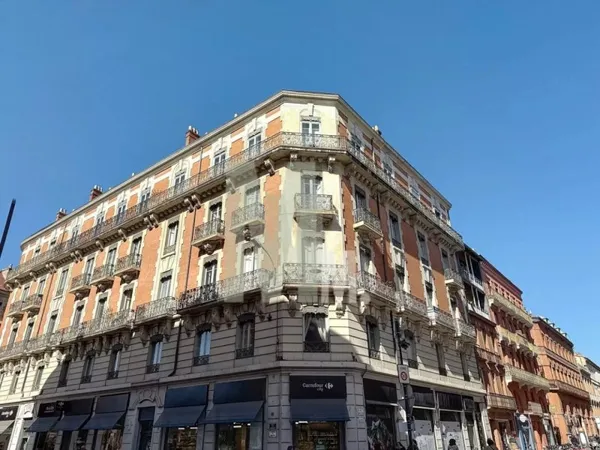 Appartement 159 m² à rénover - Vue Cathédrale Saint-Étienne