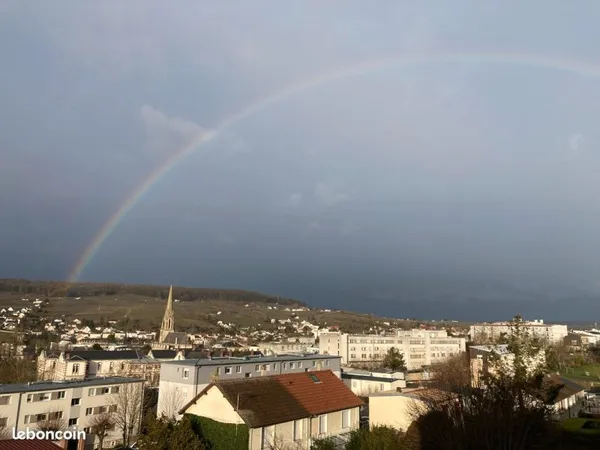 Propriétaire vendant ma villa a Epernay