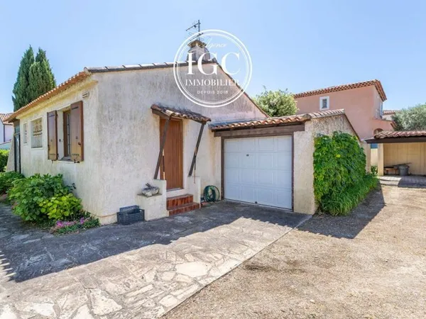 Maison de plain-pied 4 pièces 97 m²