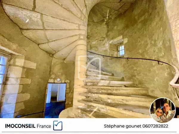 Maison 495 m²